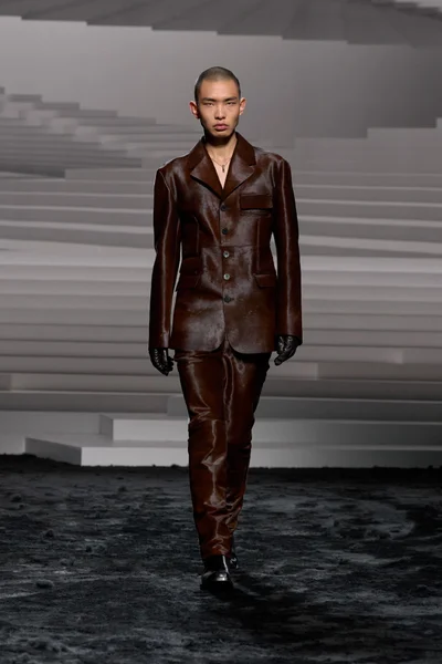 Look 36